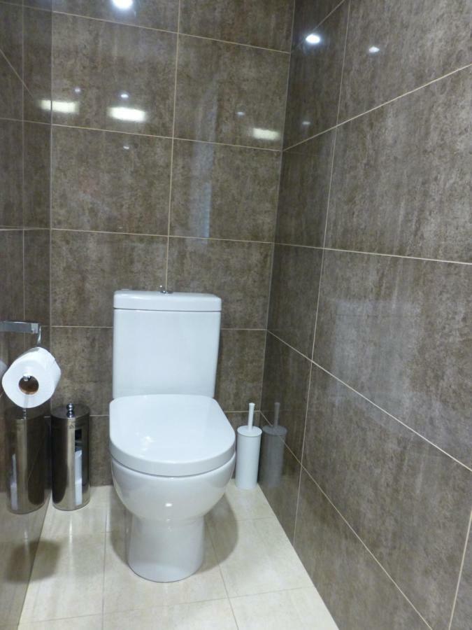 Richmond Lodge Thames Ngoại thất bức ảnh